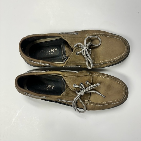 Sperry Men's Tan Leather Billfish 3-Eye boat shoes. - Picture 12 of 13